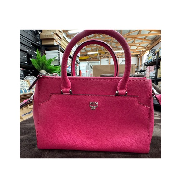 MCM Pink Women's Pink Santino Leather Shoulder/Crossbody bag EUC